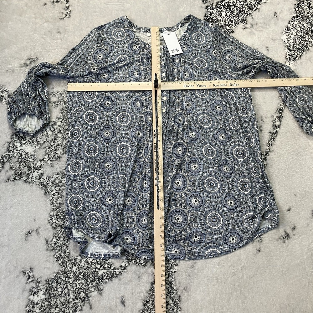 Rose Olive Shirt Womens Size 1X Bohemian-style Tunic Blue White Geometric - Picture 2 of 8